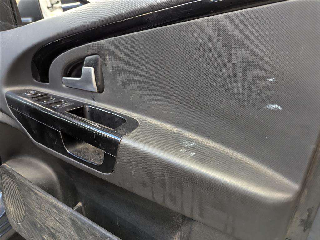 <p>2012 KIA CEED 3 CRDI</p>