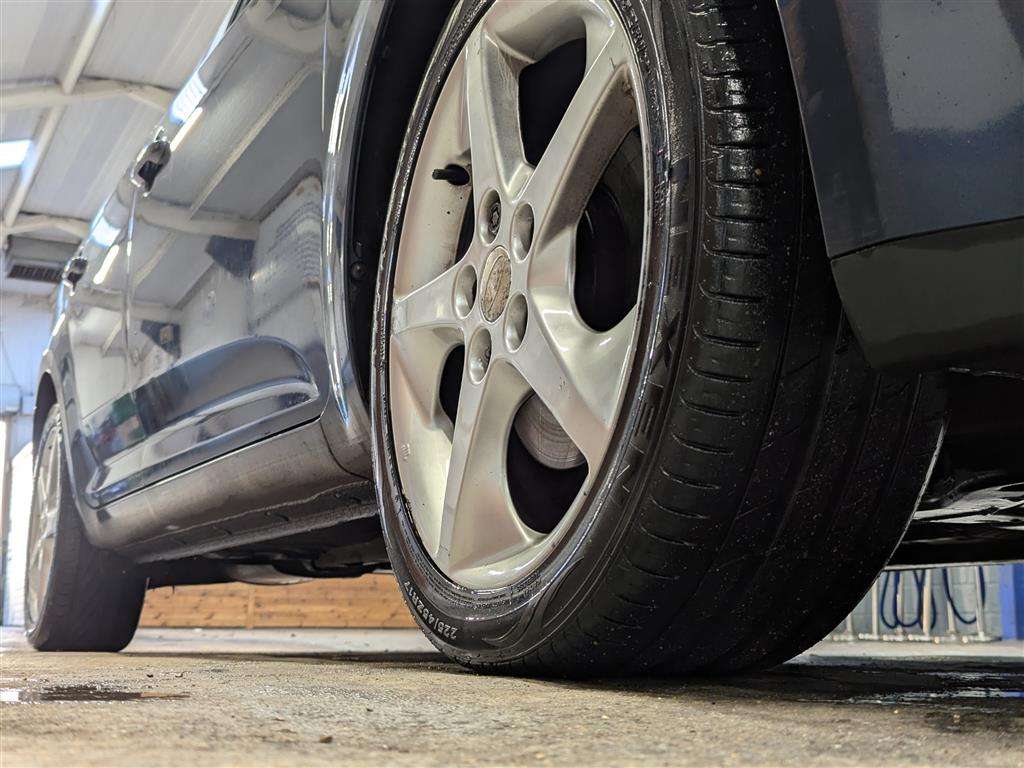 <p>2012 KIA CEED 3 CRDI</p>