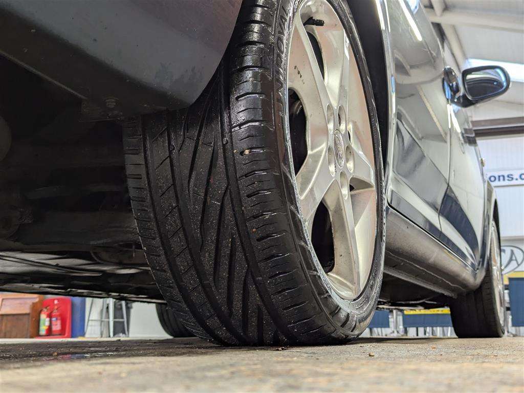 <p>2012 KIA CEED 3 CRDI</p>