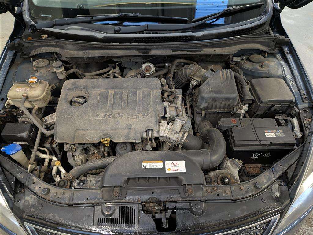 <p>2012 KIA CEED 3 CRDI</p>