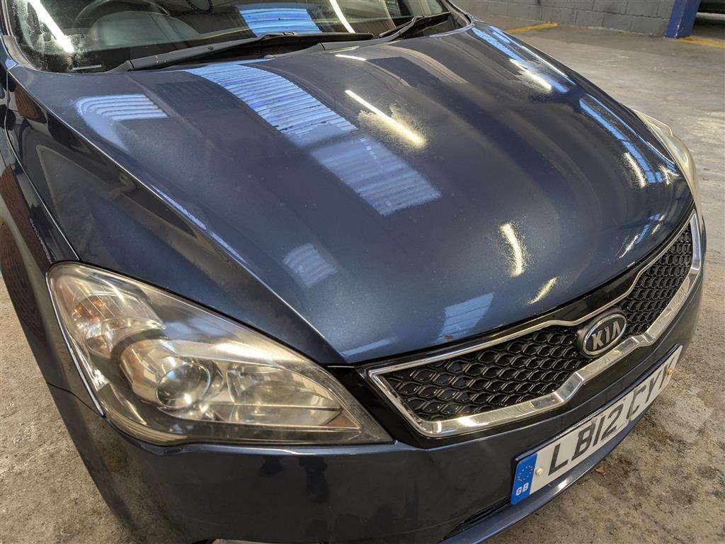<p>2012 KIA CEED 3 CRDI</p>