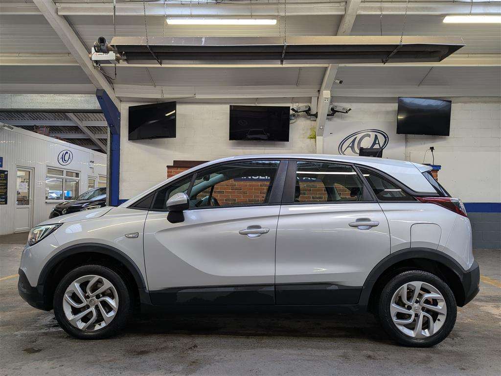 <p>2017 VAUXHALL CROSSLAND X SE NAV ECOTEC</p>