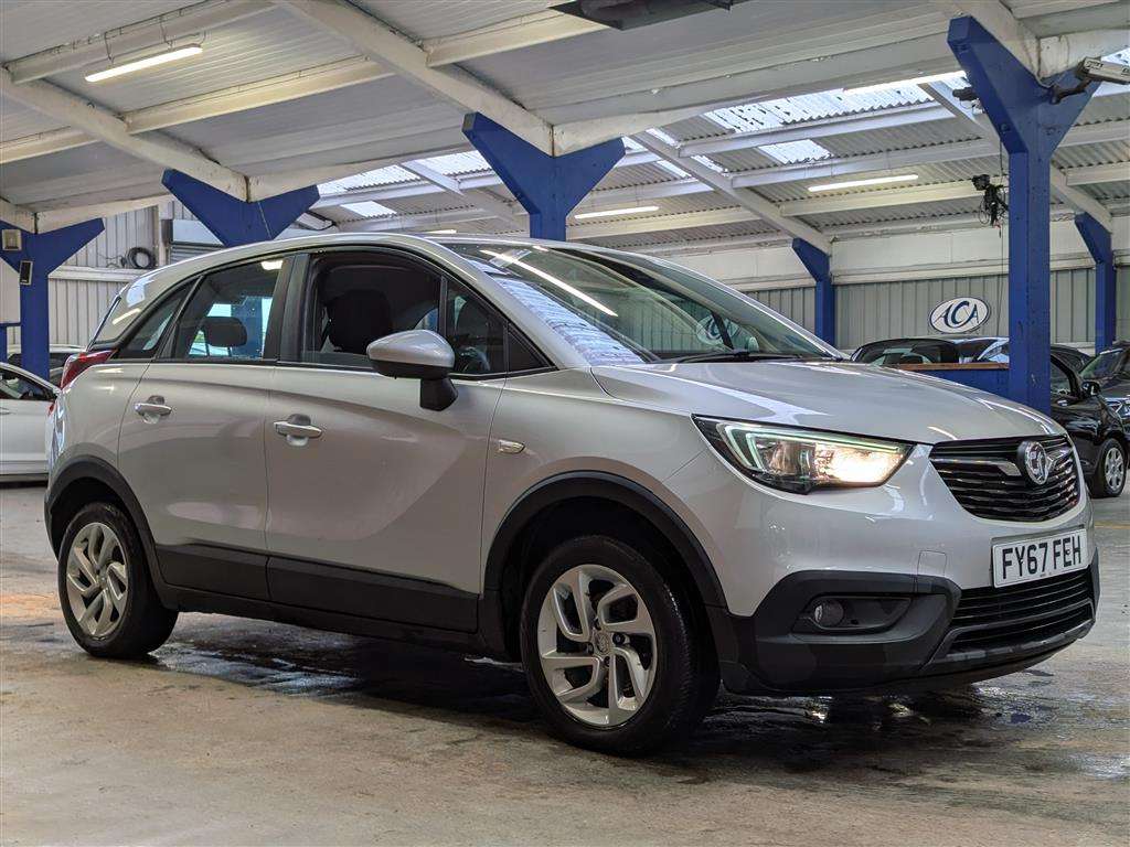 <p>2017 VAUXHALL CROSSLAND X SE NAV ECOTEC</p>