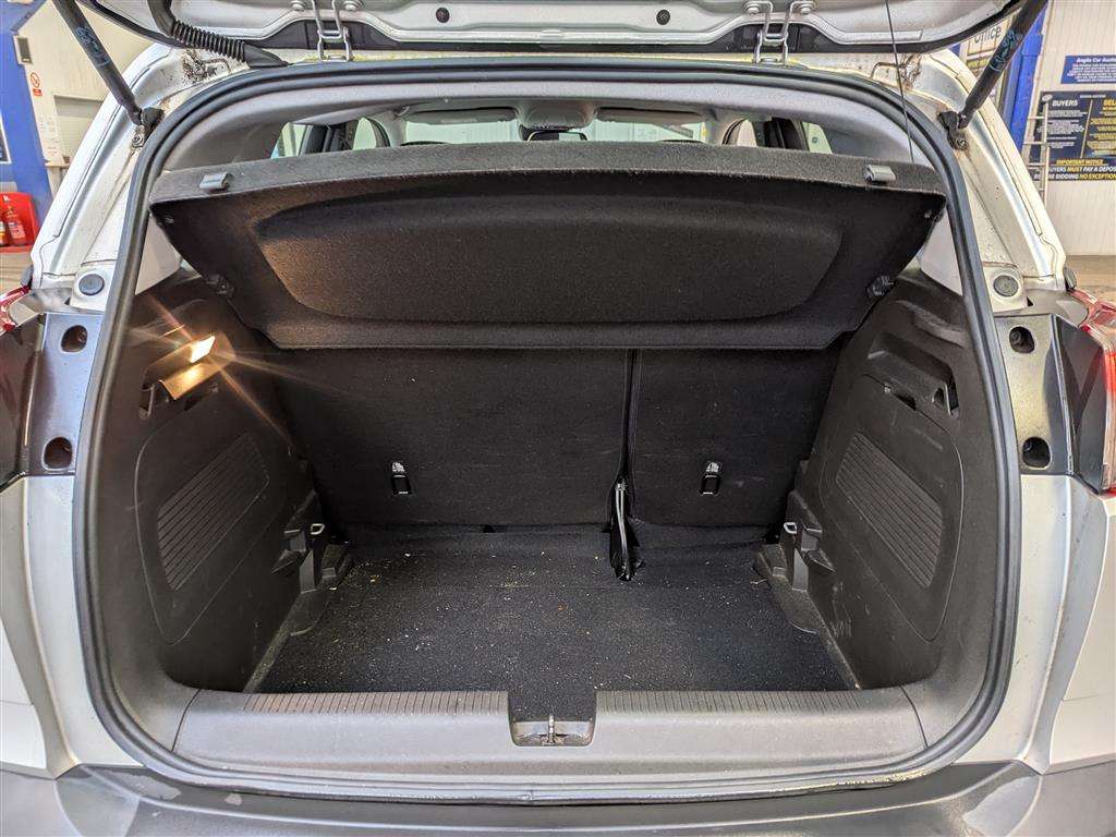 <p>2017 VAUXHALL CROSSLAND X SE NAV ECOTEC</p>