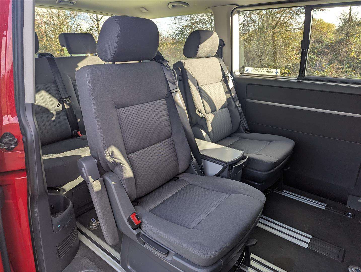 <p>2005 VOLKSWAGEN CARAVELLE SE TDI 130 AUTO W.A.V.</p>