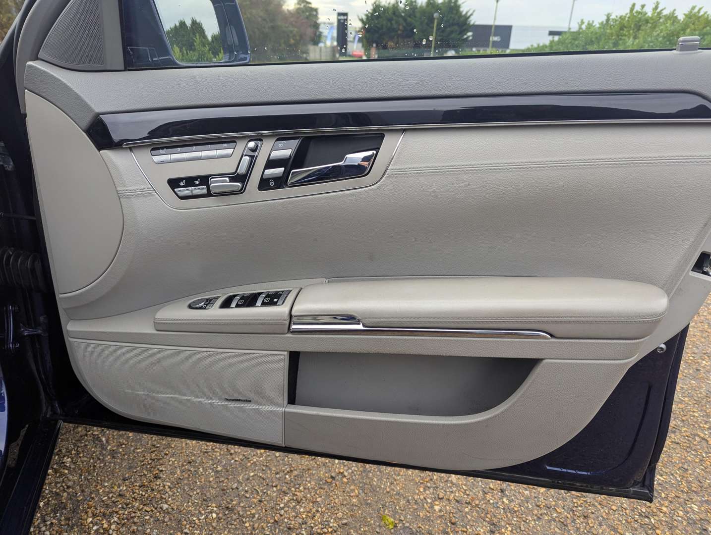 <p>2012 MERCEDES-BENZ S500 L AUTO</p>