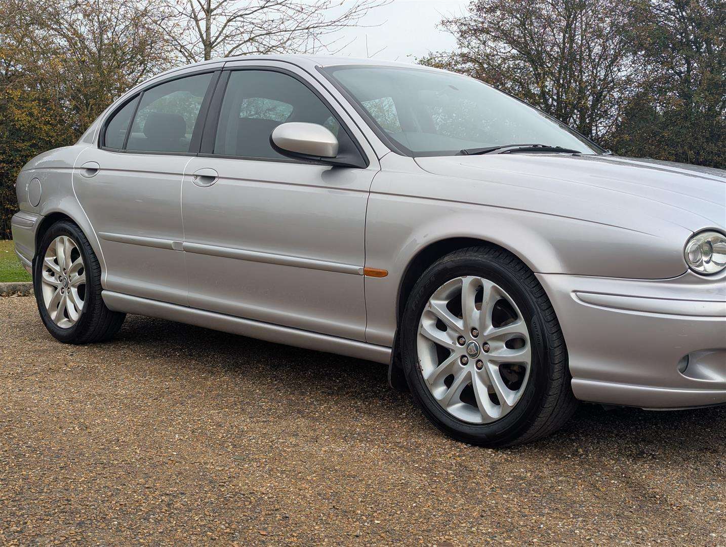 <p>2001 JAGUAR X-TYPE V6 SPORT AUTO</p>