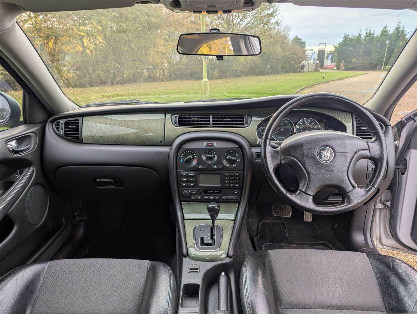 <p>2001 JAGUAR X-TYPE V6 SPORT AUTO</p>