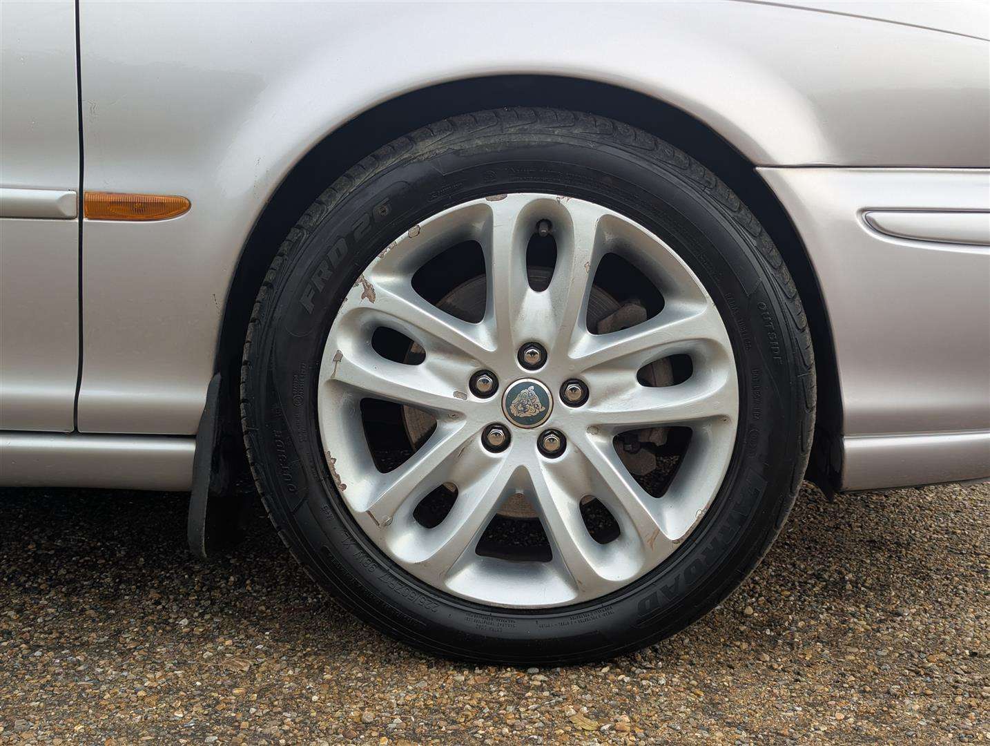 <p>2001 JAGUAR X-TYPE V6 SPORT AUTO</p>