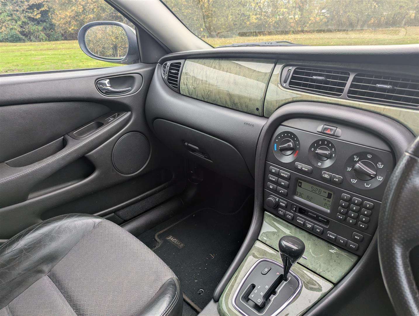 <p>2001 JAGUAR X-TYPE V6 SPORT AUTO</p>