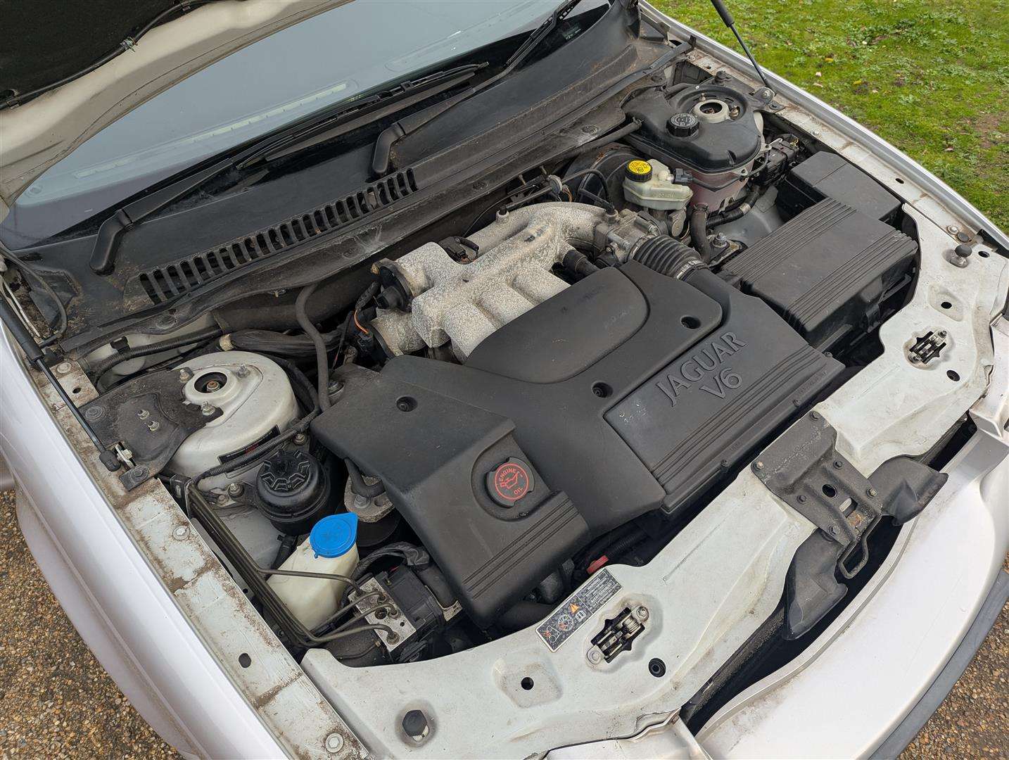 <p>2001 JAGUAR X-TYPE V6 SPORT AUTO</p>