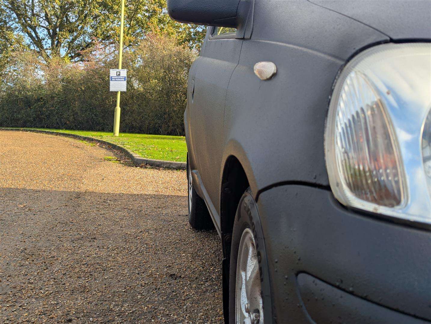 <p>TOYOTA YARIS PICK UP</p>