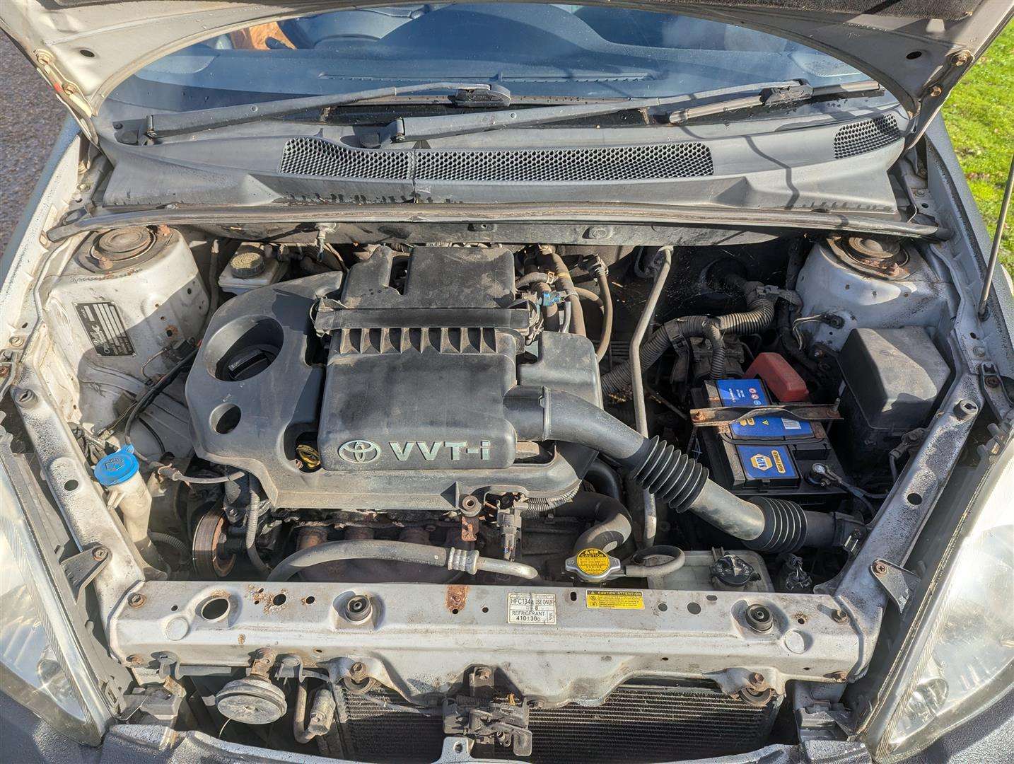 <p>TOYOTA YARIS PICK UP</p>