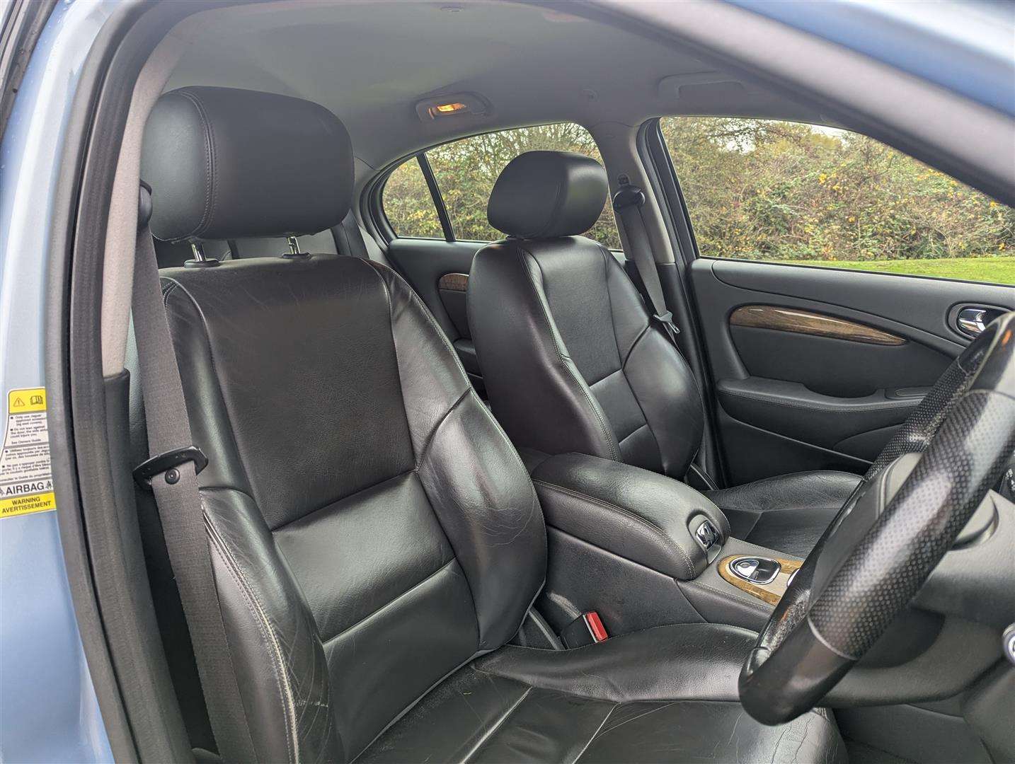 <p>2007 JAGUAR S-TYPE SE TD</p>