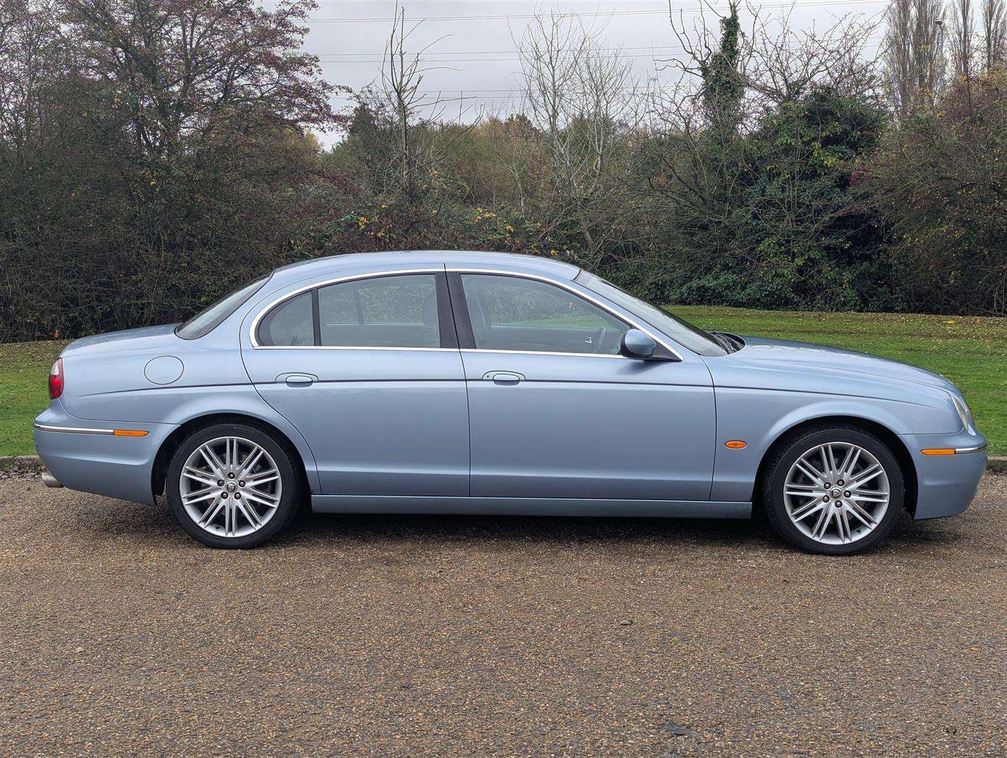 <p>2007 JAGUAR S-TYPE SE TD</p>
