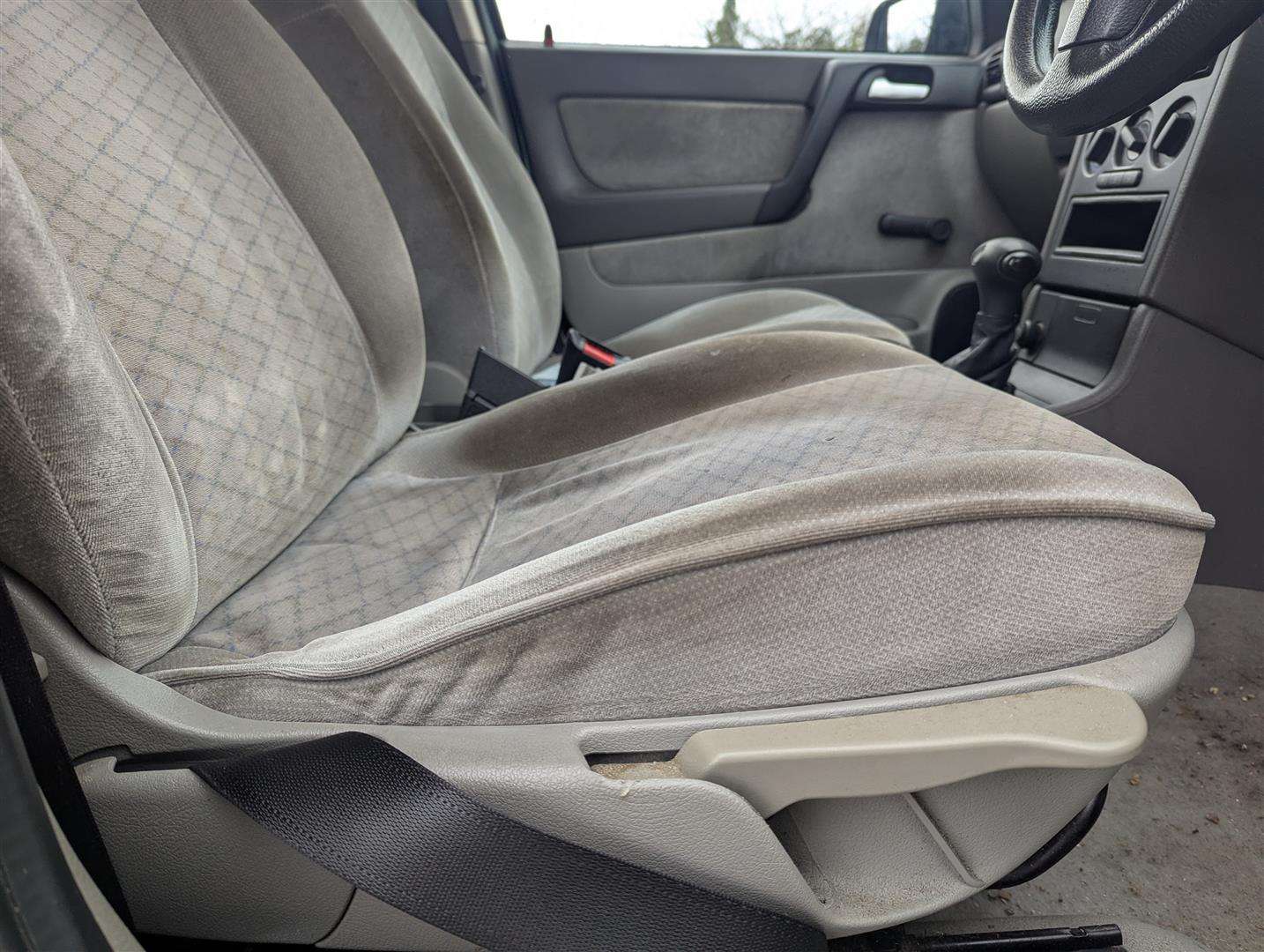 <p>1999 VAUXHALL ASTRA CLUB AUTO</p>