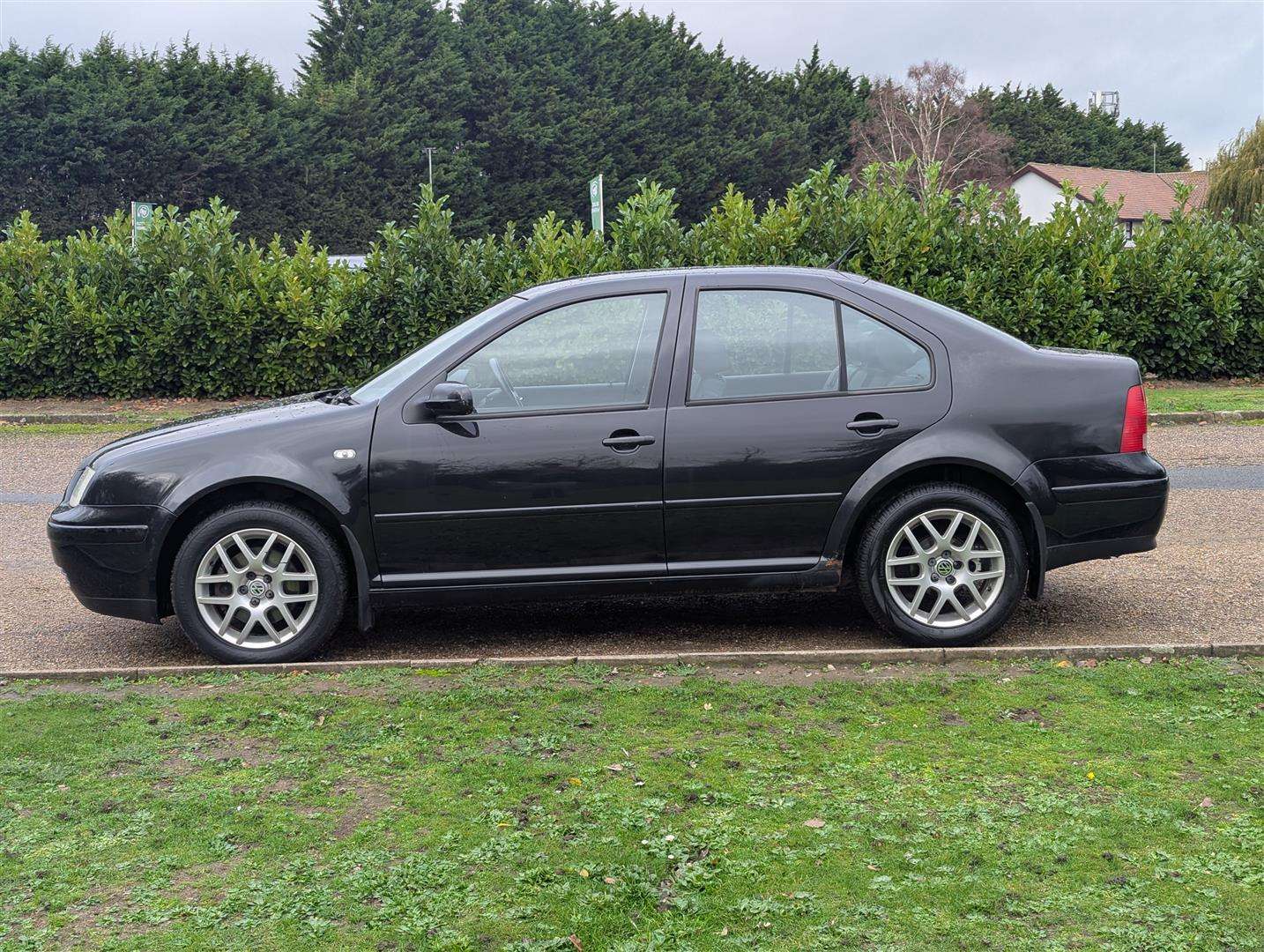 <p>2005 VOLKSWAGEN BORA HIGHLINE TDI 130</p>