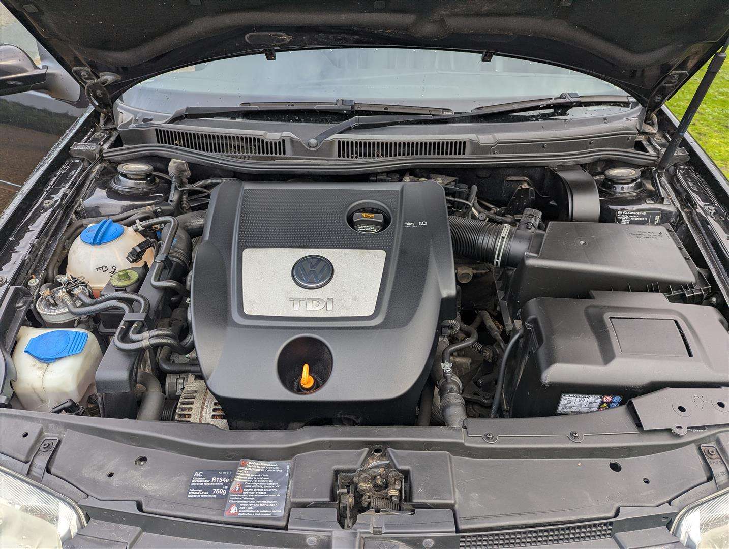 <p>2005 VOLKSWAGEN BORA HIGHLINE TDI 130</p>