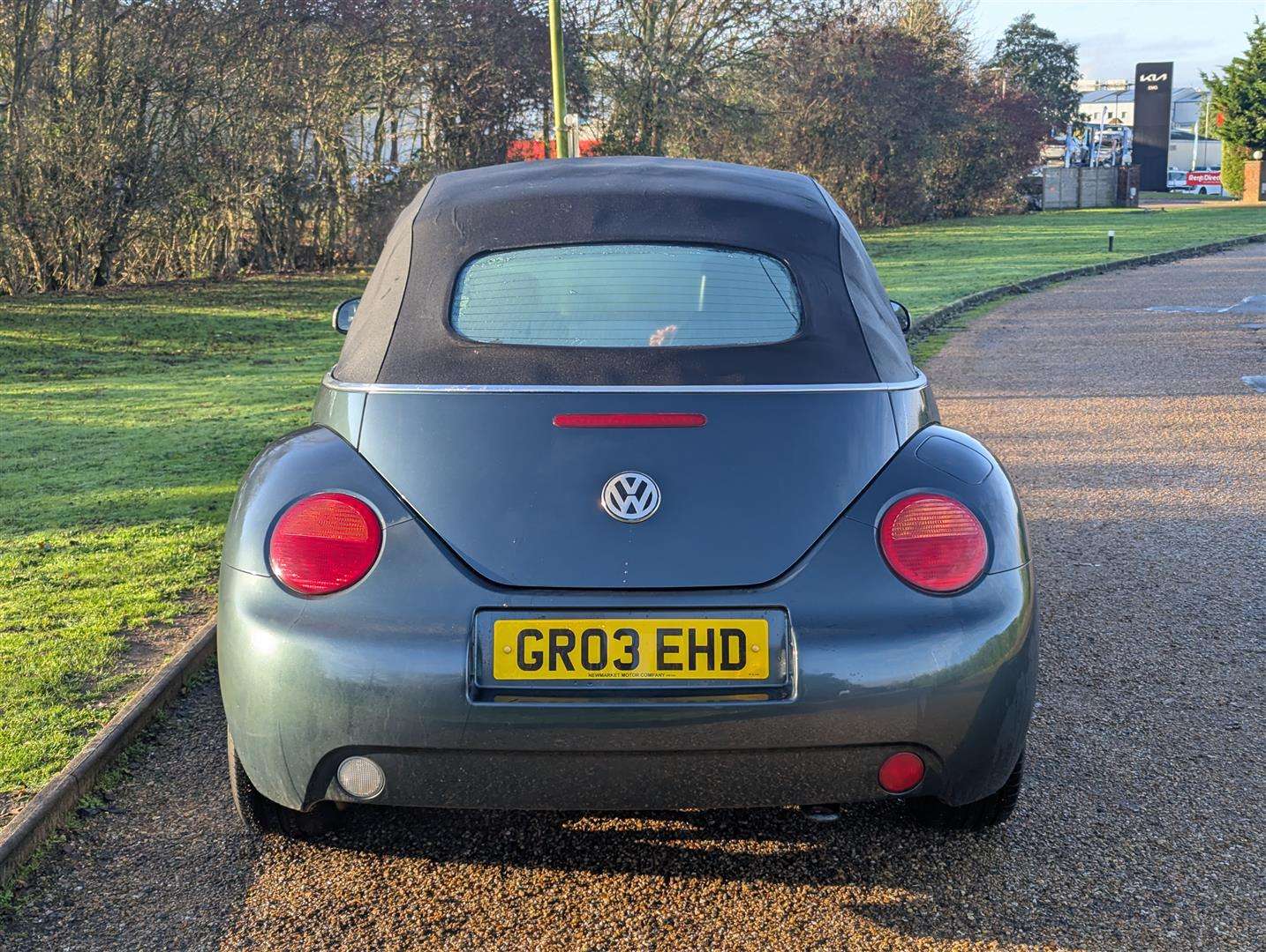 <p>2003 VOLKSWAGEN BEETLE CABRIOLET</p>