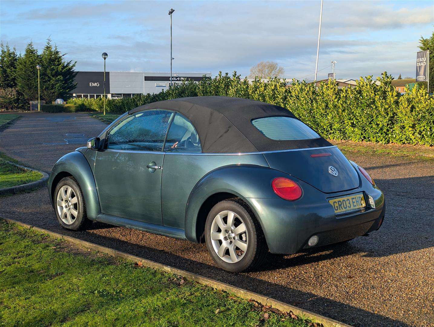 <p>2003 VOLKSWAGEN BEETLE CABRIOLET</p>