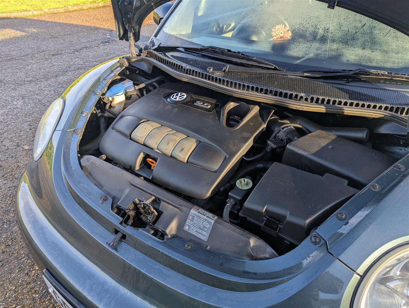 <p>2003 VOLKSWAGEN BEETLE CABRIOLET</p>