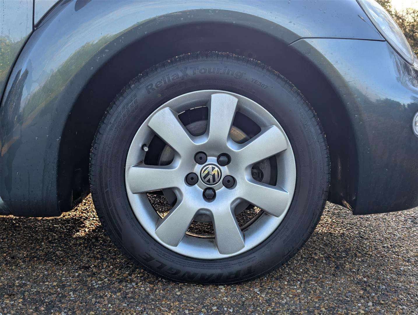 <p>2003 VOLKSWAGEN BEETLE CABRIOLET</p>