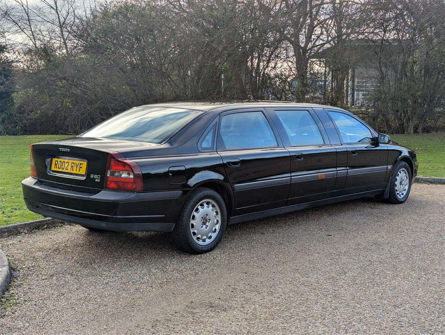 <p>2002 VOLVO S80</p>