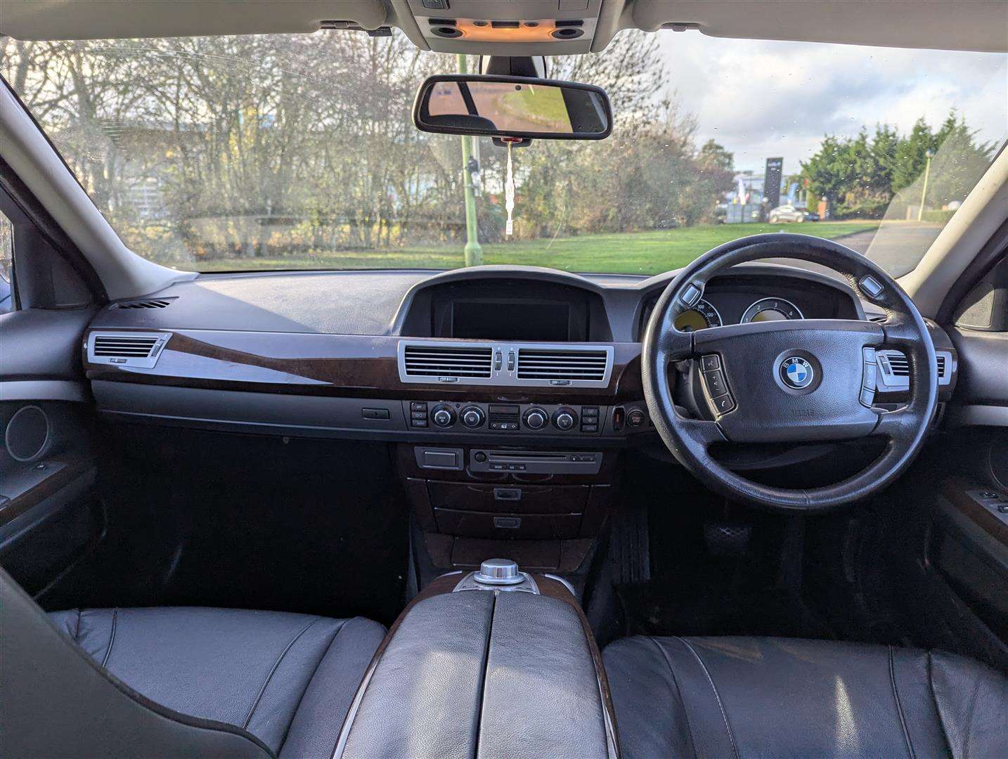 <p>2007 BMW 730LD SE AUTO</p>