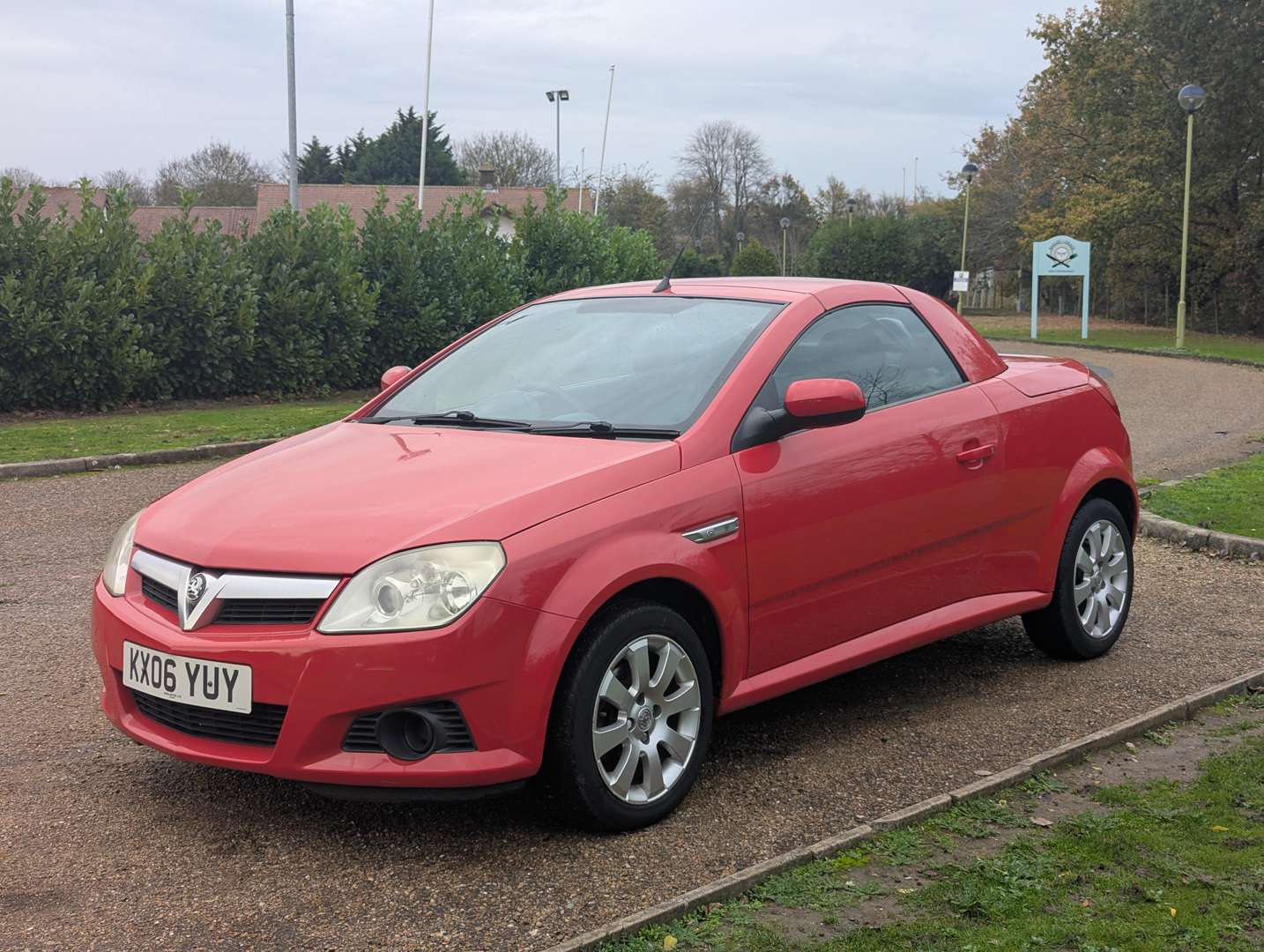 <p>2006 VAUXHALL TIGRA TWINPORT</p>