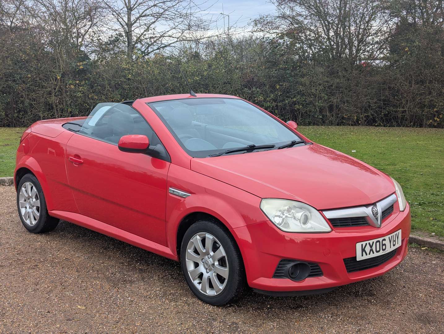 <p>2006 VAUXHALL TIGRA TWINPORT</p>