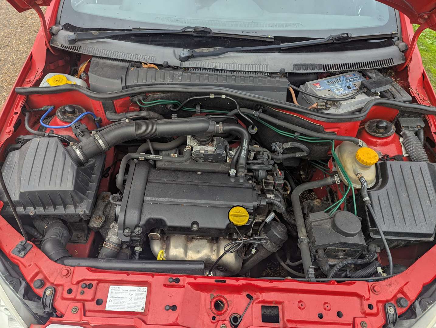 <p>2006 VAUXHALL TIGRA TWINPORT</p>