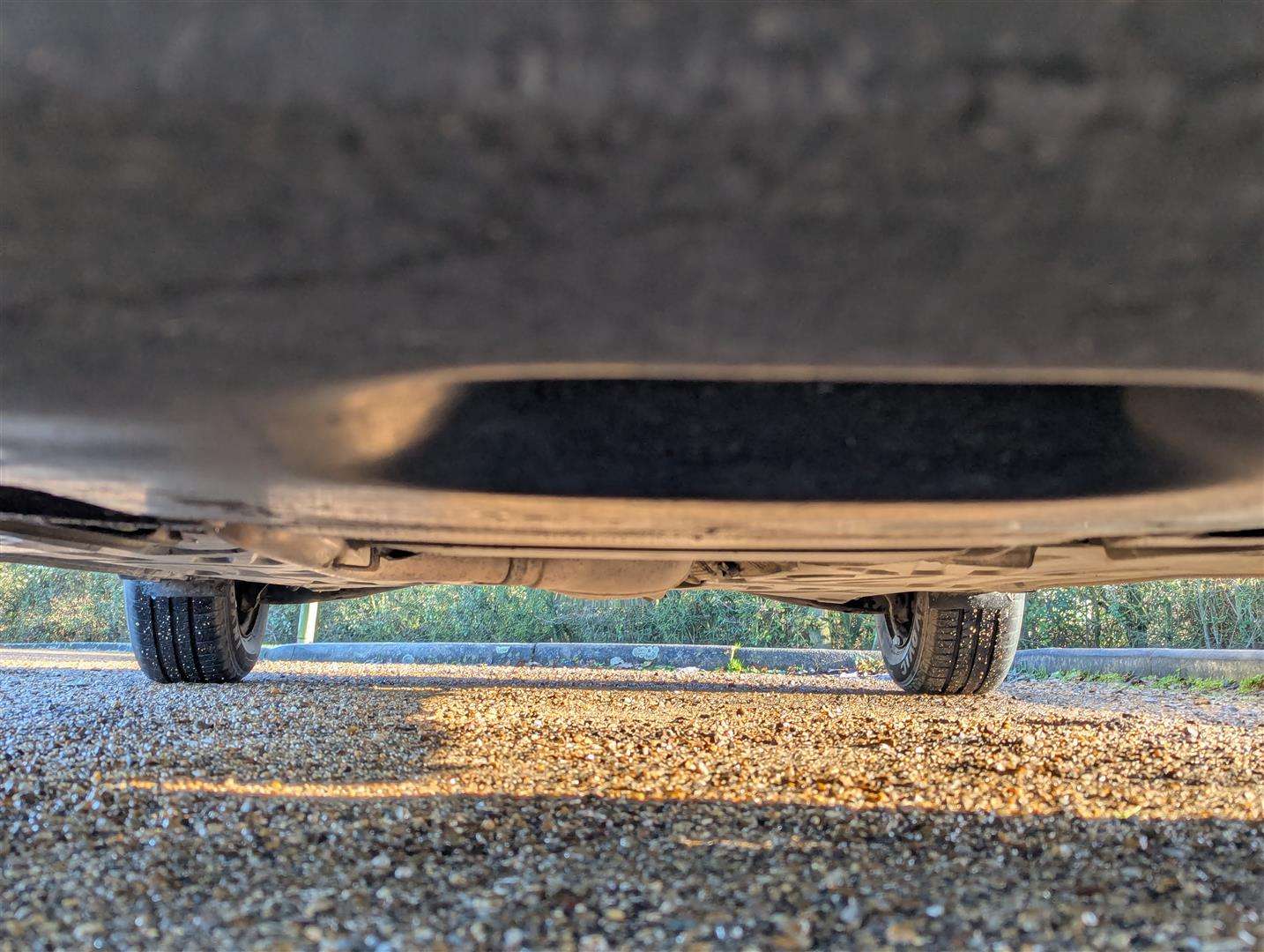 <p>2001 MERCEDES C200 KOMP. CLASSIC AUTO</p>