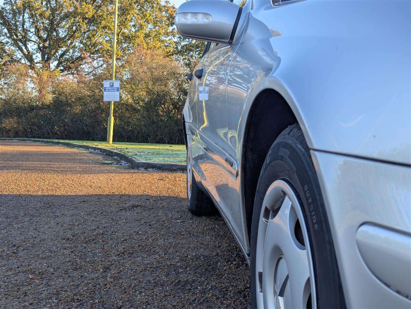 <p>2001 MERCEDES C200 KOMP. CLASSIC AUTO</p>