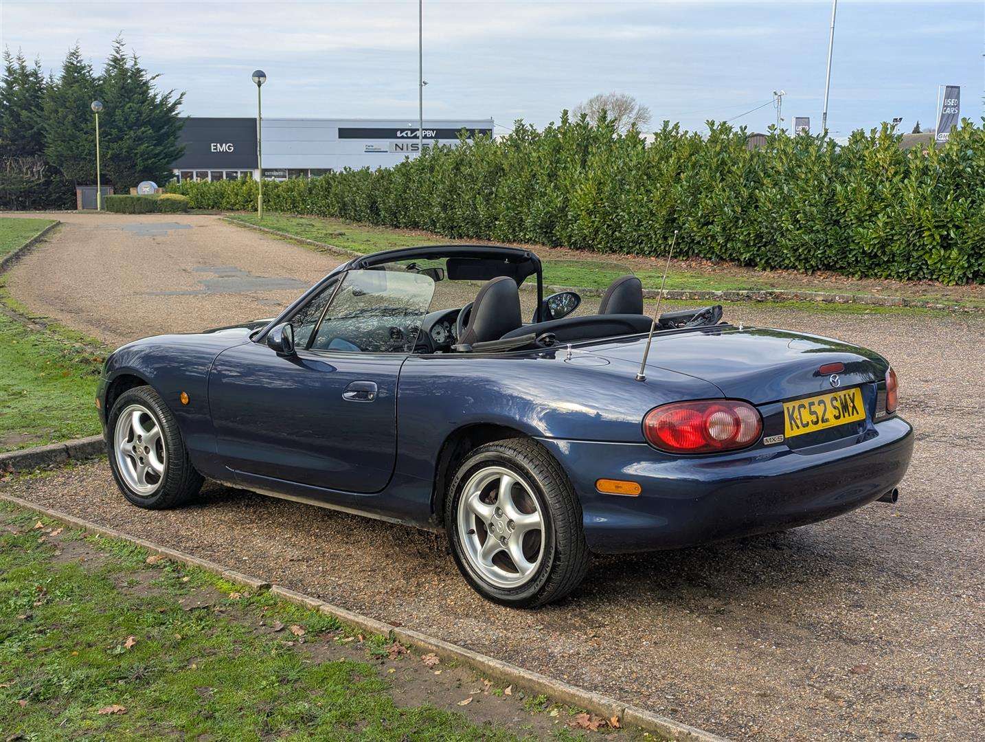 <p>2003 MAZDA MX-5</p>