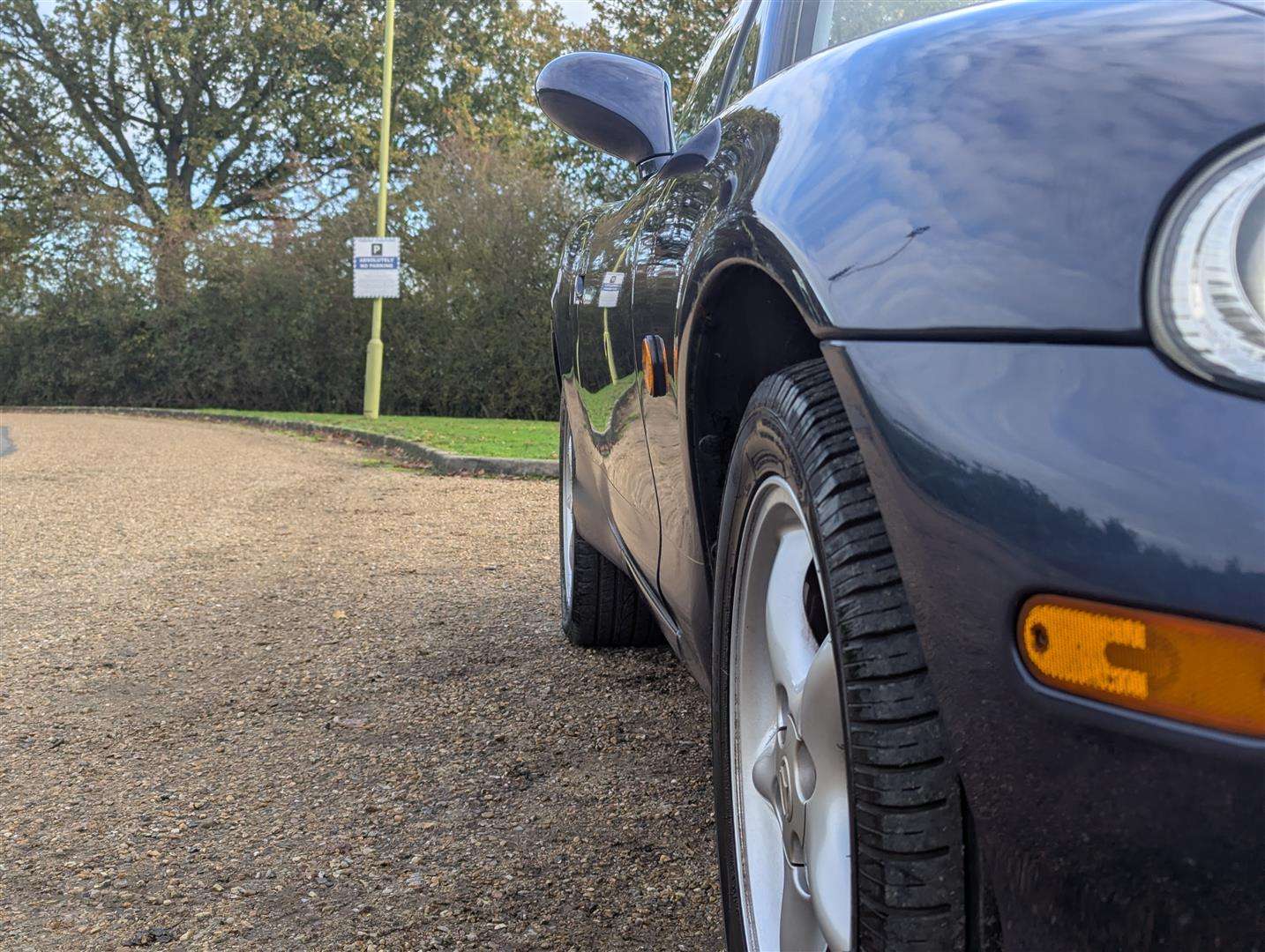 <p>2003 MAZDA MX-5</p>