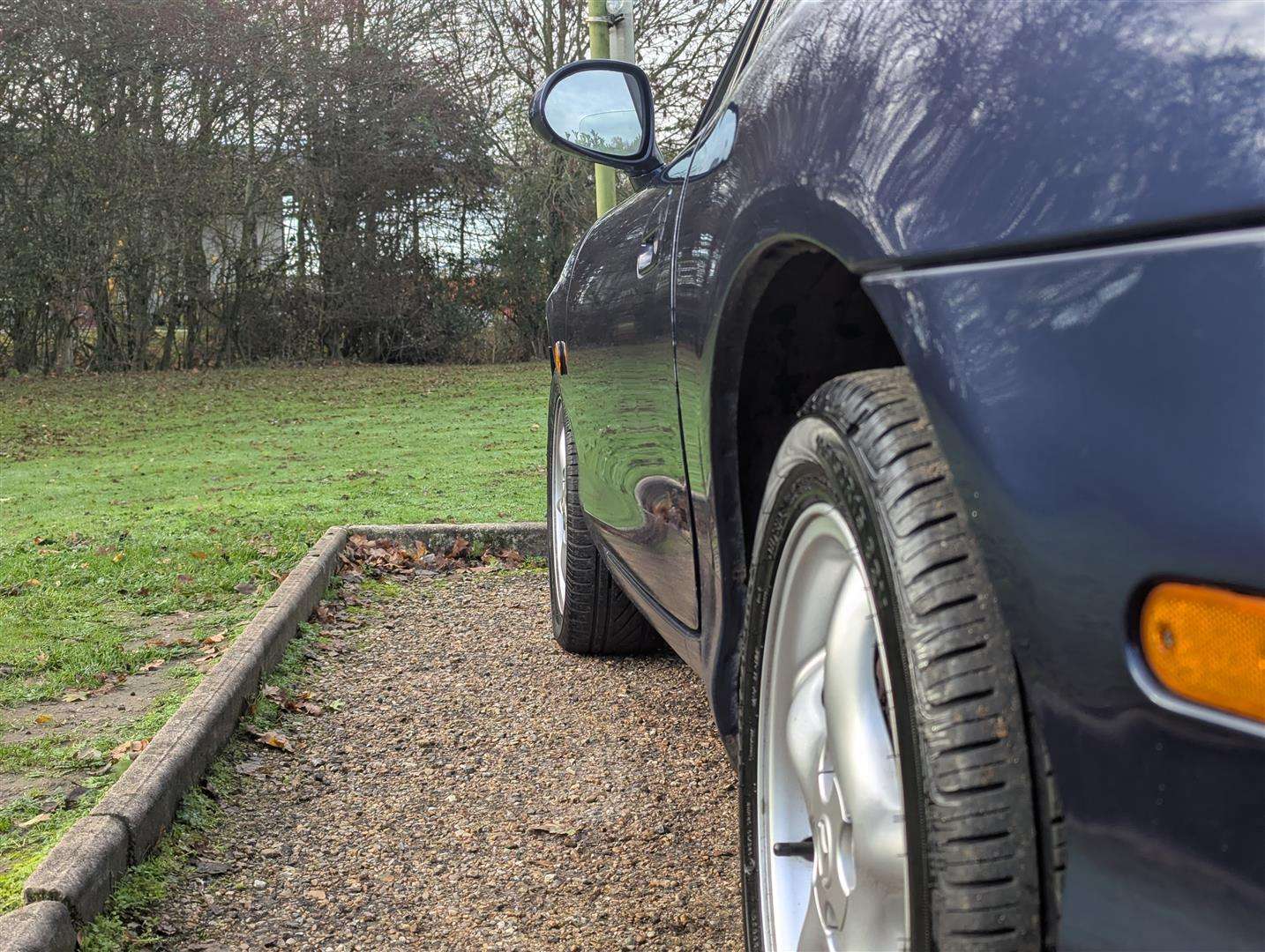 <p>2003 MAZDA MX-5</p>