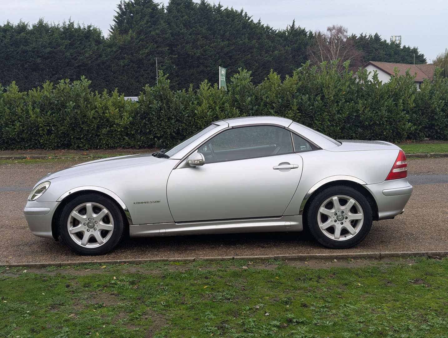 <p>2001 MERCEDES SLK 200 KOMPRESSOR</p>