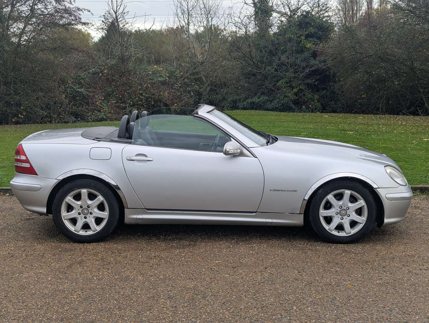 <p>2001 MERCEDES SLK 200 KOMPRESSOR</p>