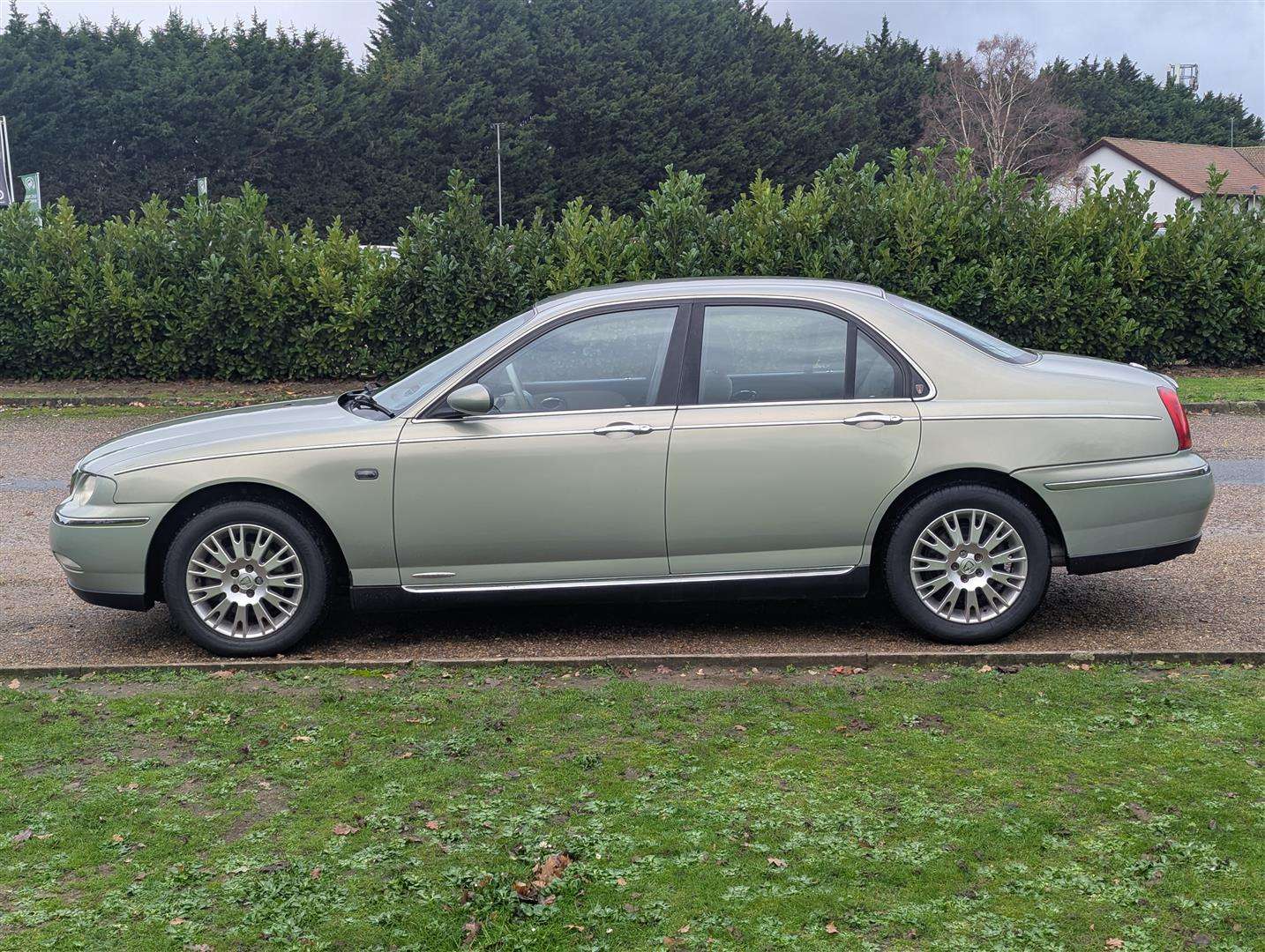<p>2000 ROVER 75 CLASSIC SE AUTO</p>
