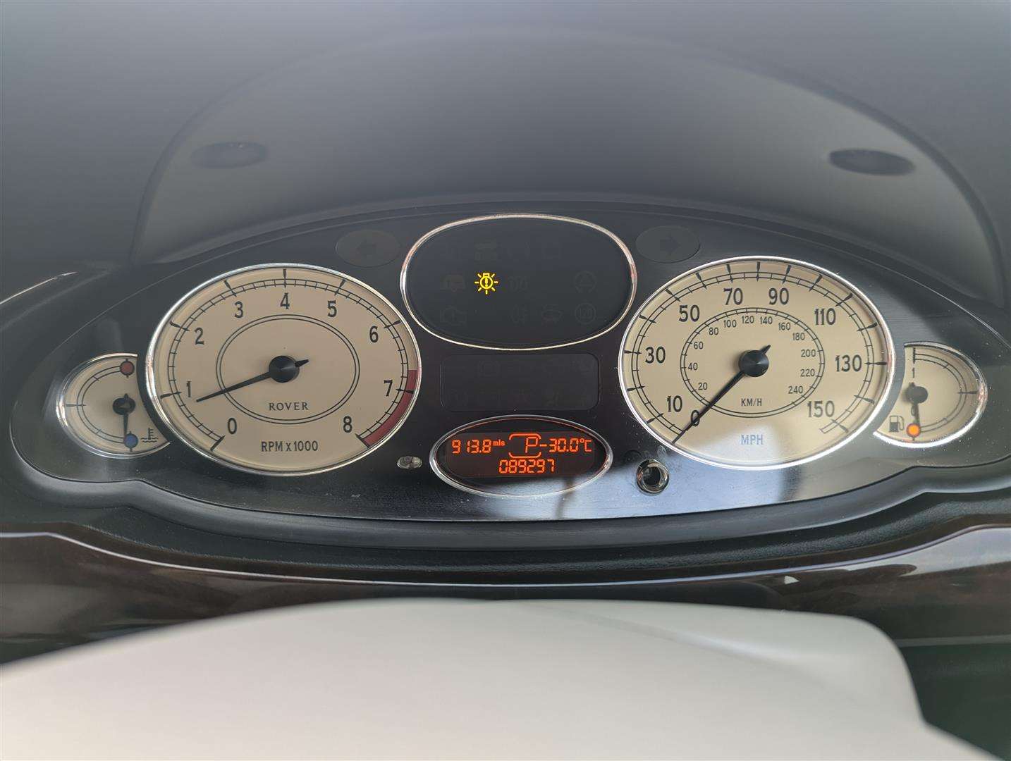 <p>2000 ROVER 75 CLASSIC SE AUTO</p>