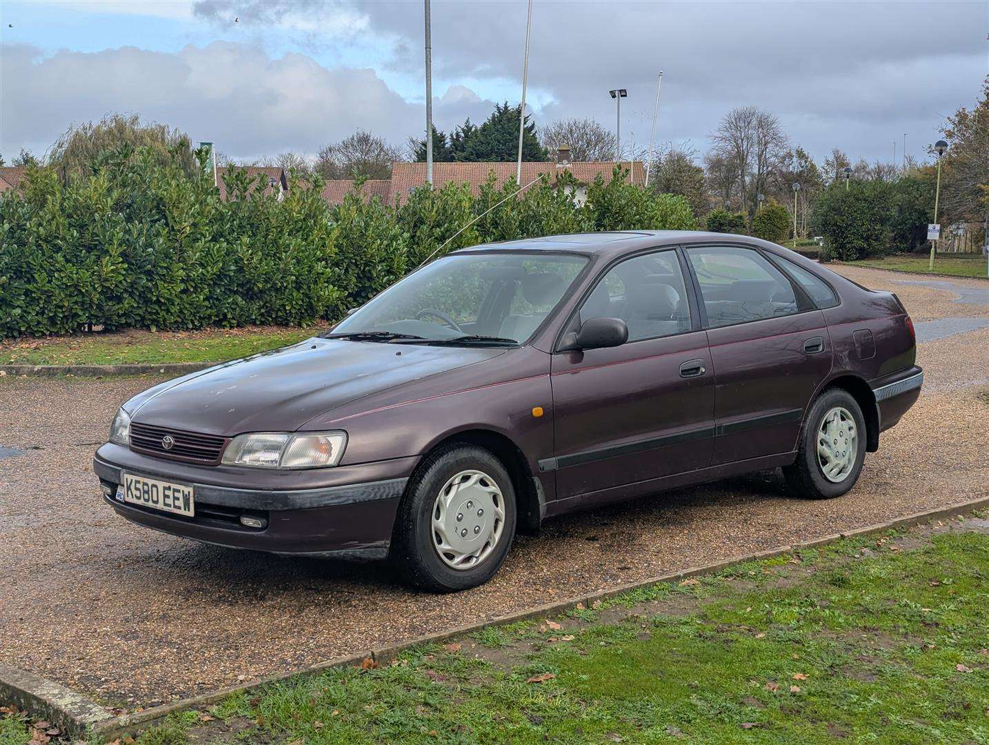 <p>1993 TOYOTA CARINA E GLI</p>