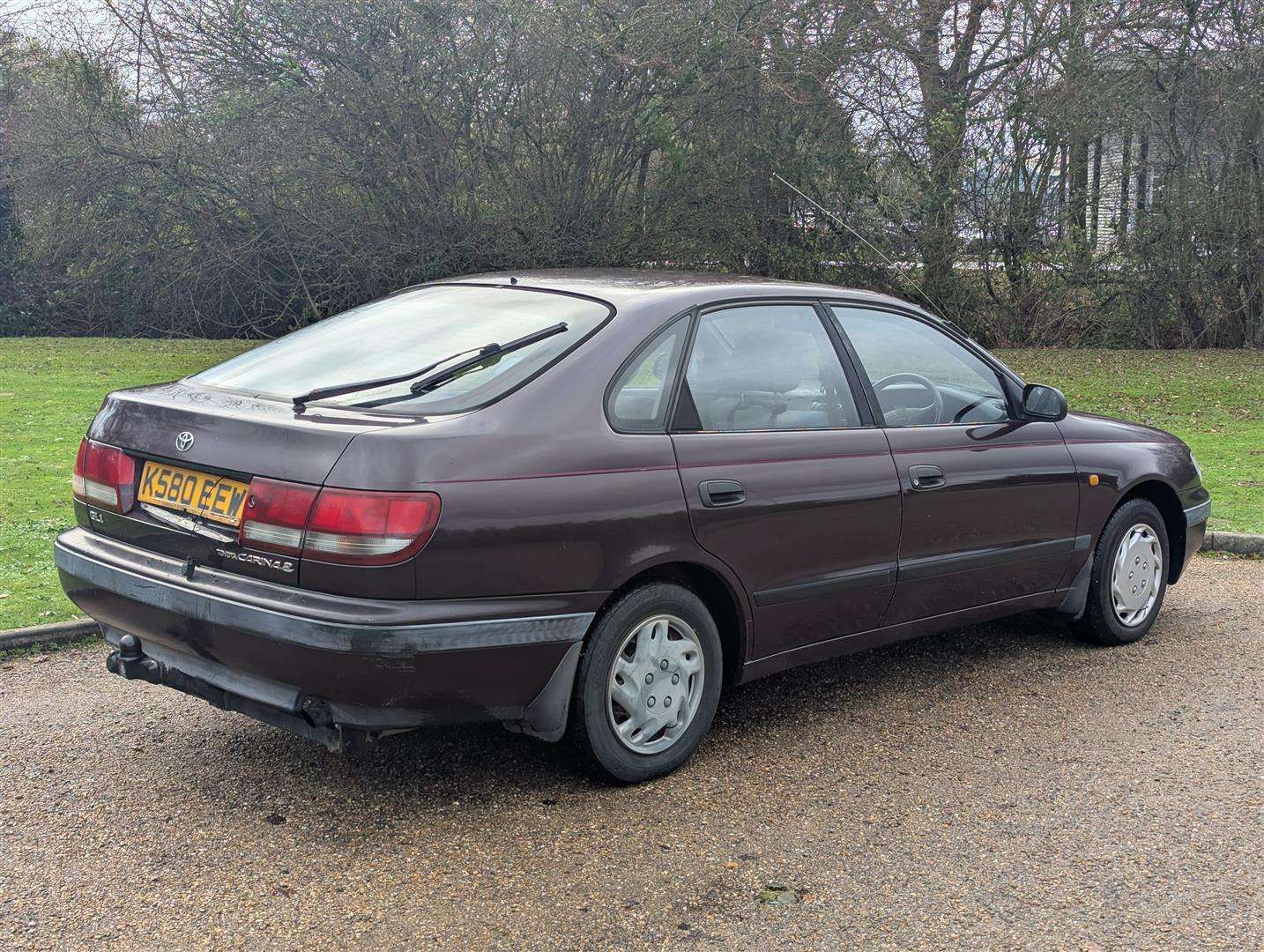 <p>1993 TOYOTA CARINA E GLI</p>