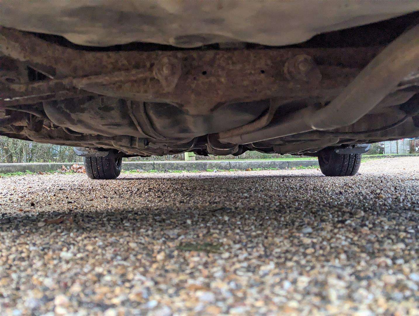 <p>1993 TOYOTA CARINA E GLI</p>