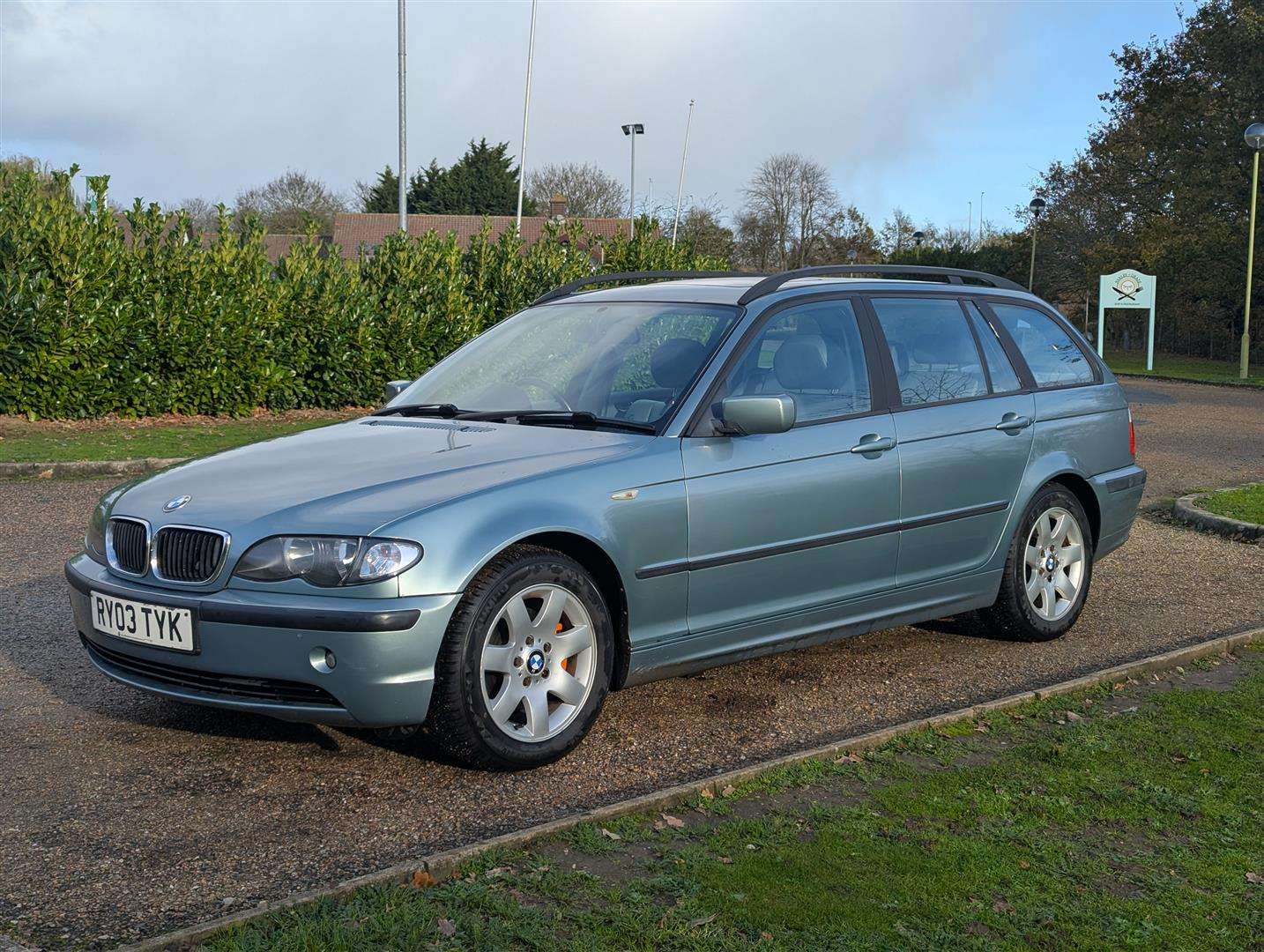 <p>2003 BMW 318I SE TOURING AUTO</p>
