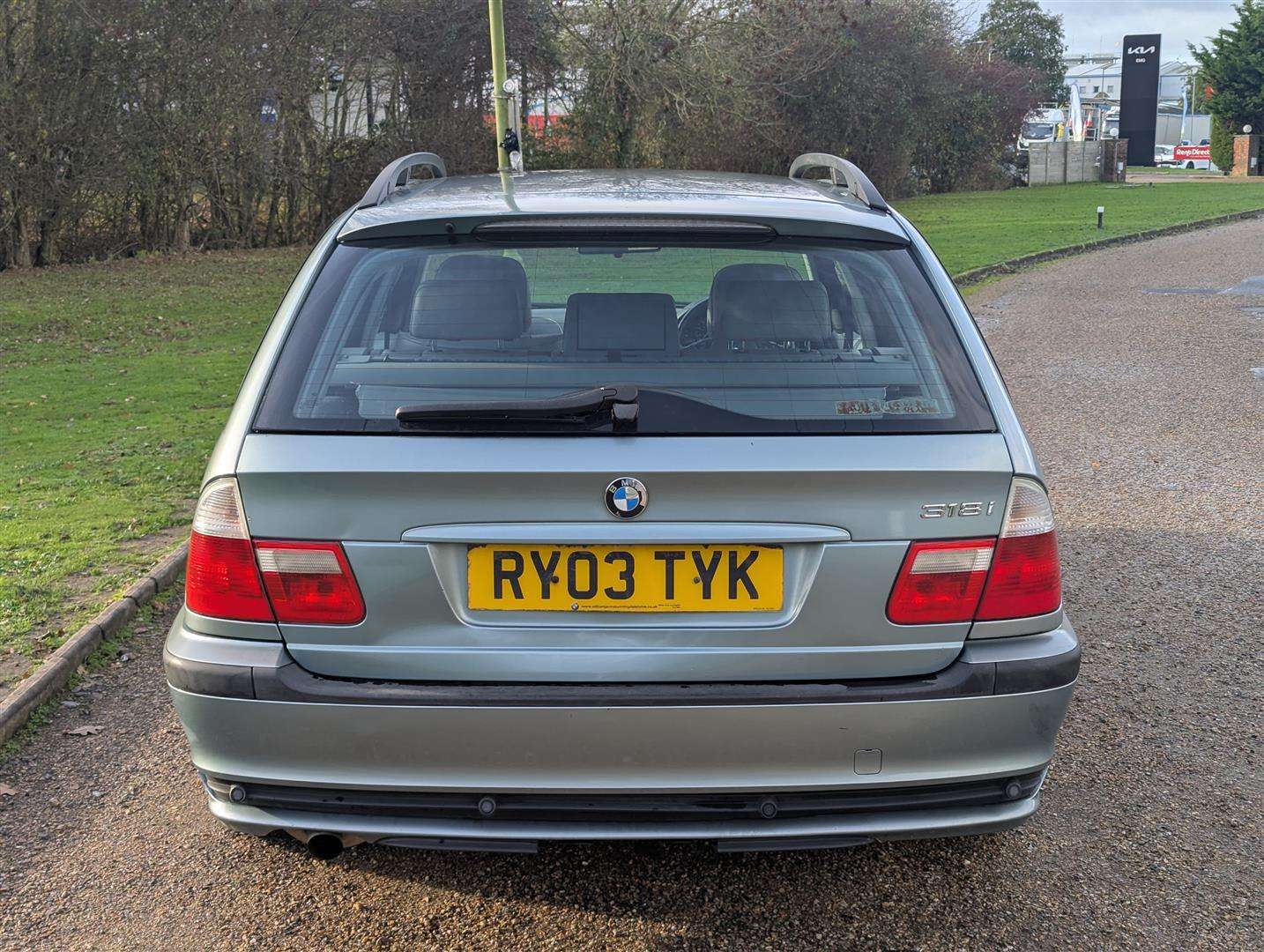 <p>2003 BMW 318I SE TOURING AUTO</p>