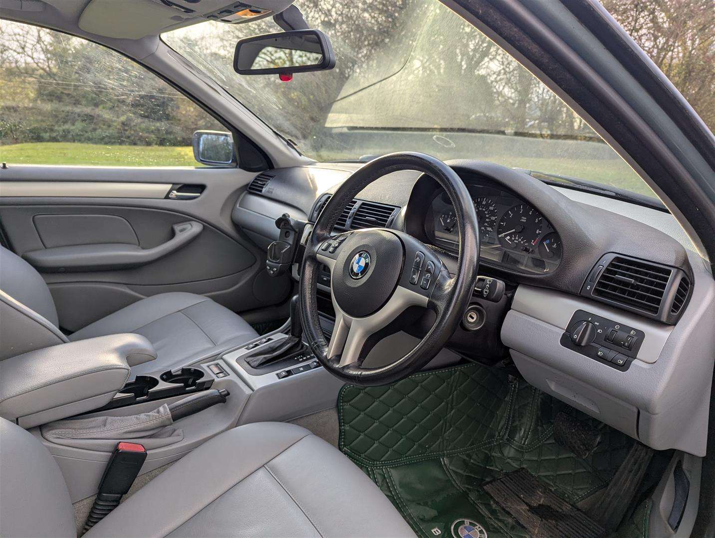 <p>2003 BMW 318I SE TOURING AUTO</p>