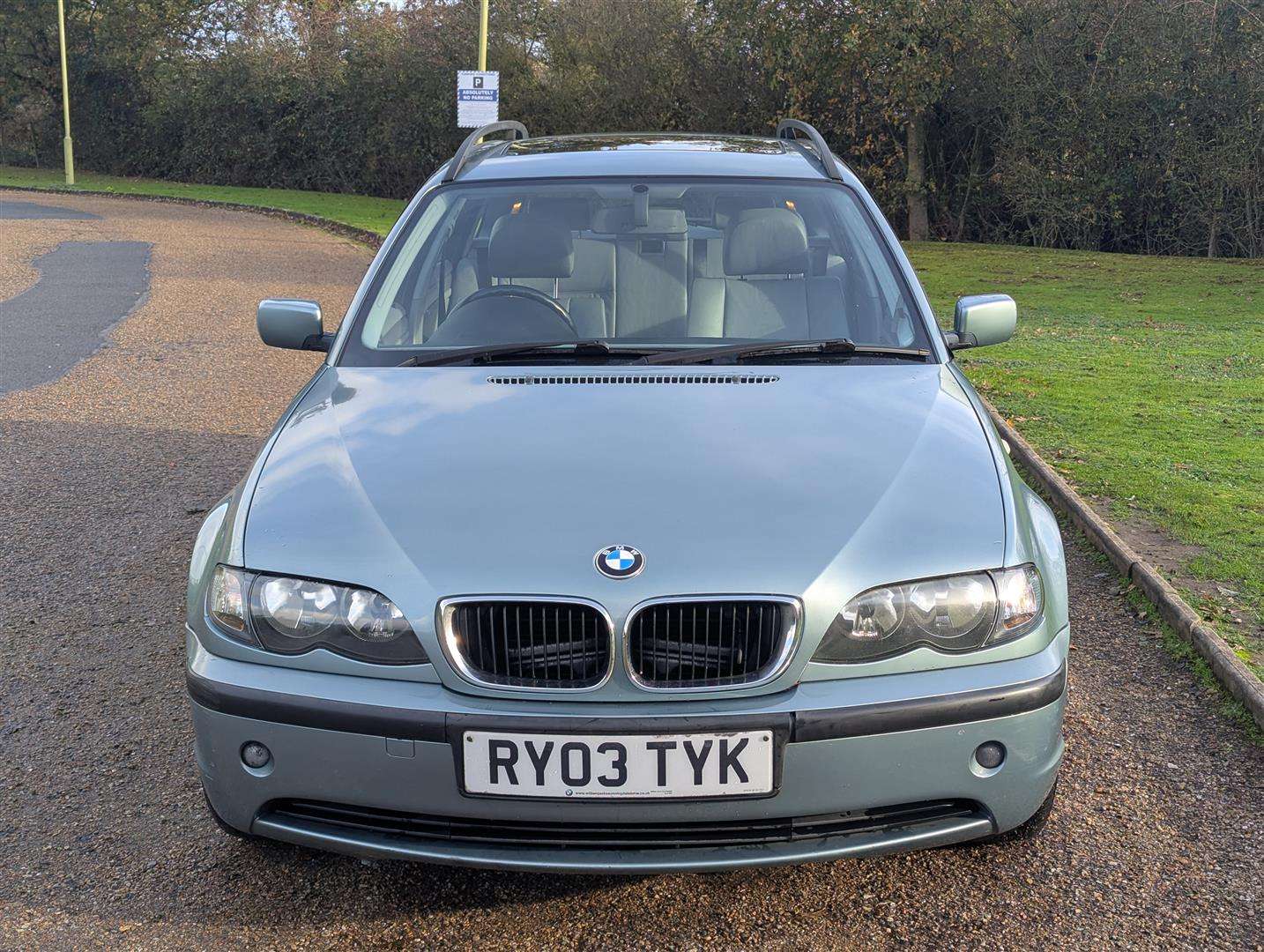 <p>2003 BMW 318I SE TOURING AUTO</p>