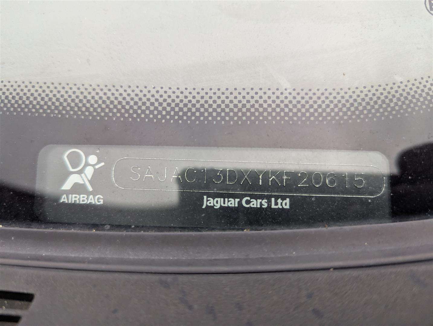 <p>2000 JAGUAR XJ8 AUTO</p>