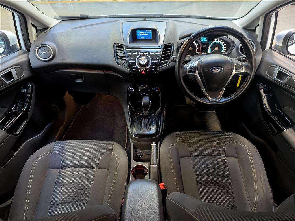 <p>2016 FORD FIESTA TITANIUM AUTO</p>