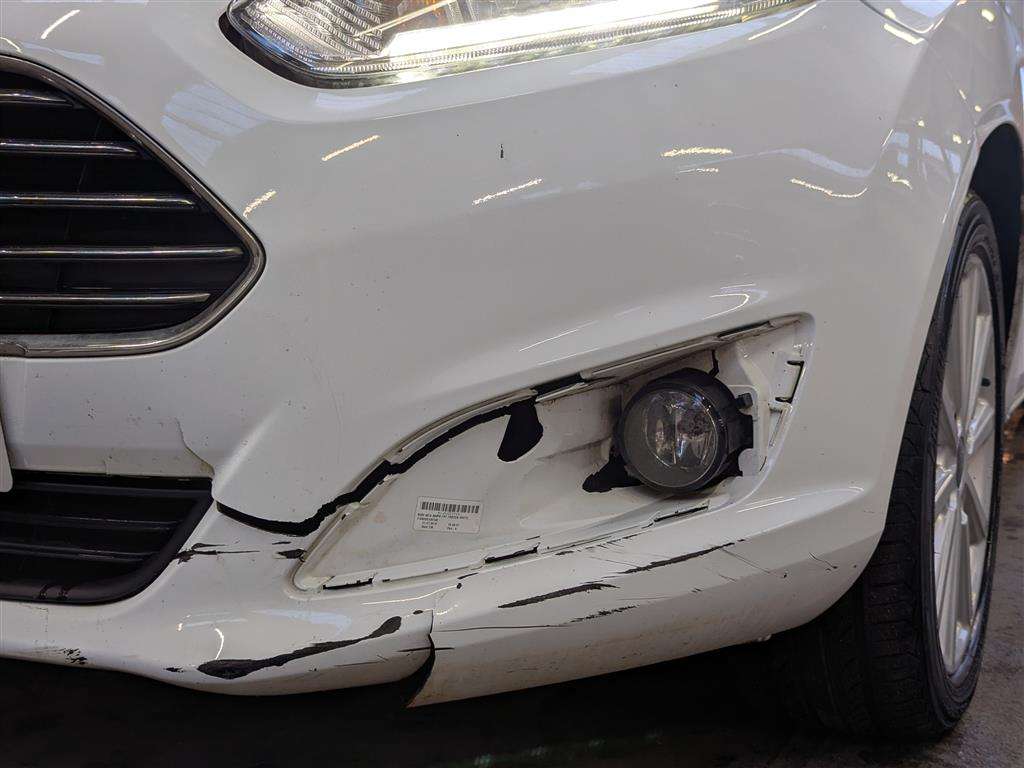 <p>2016 FORD FIESTA TITANIUM AUTO</p>